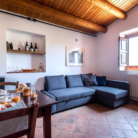 קלטג'ירונה Cottage Immerso Nel Vigneto מראה חיצוני תמונה