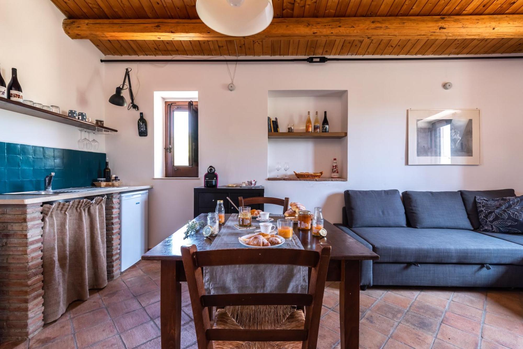 קלטג'ירונה Cottage Immerso Nel Vigneto מראה חיצוני תמונה